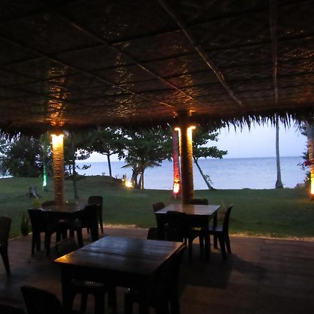 Dacozy Beach Resort Moalboal Exterior foto
