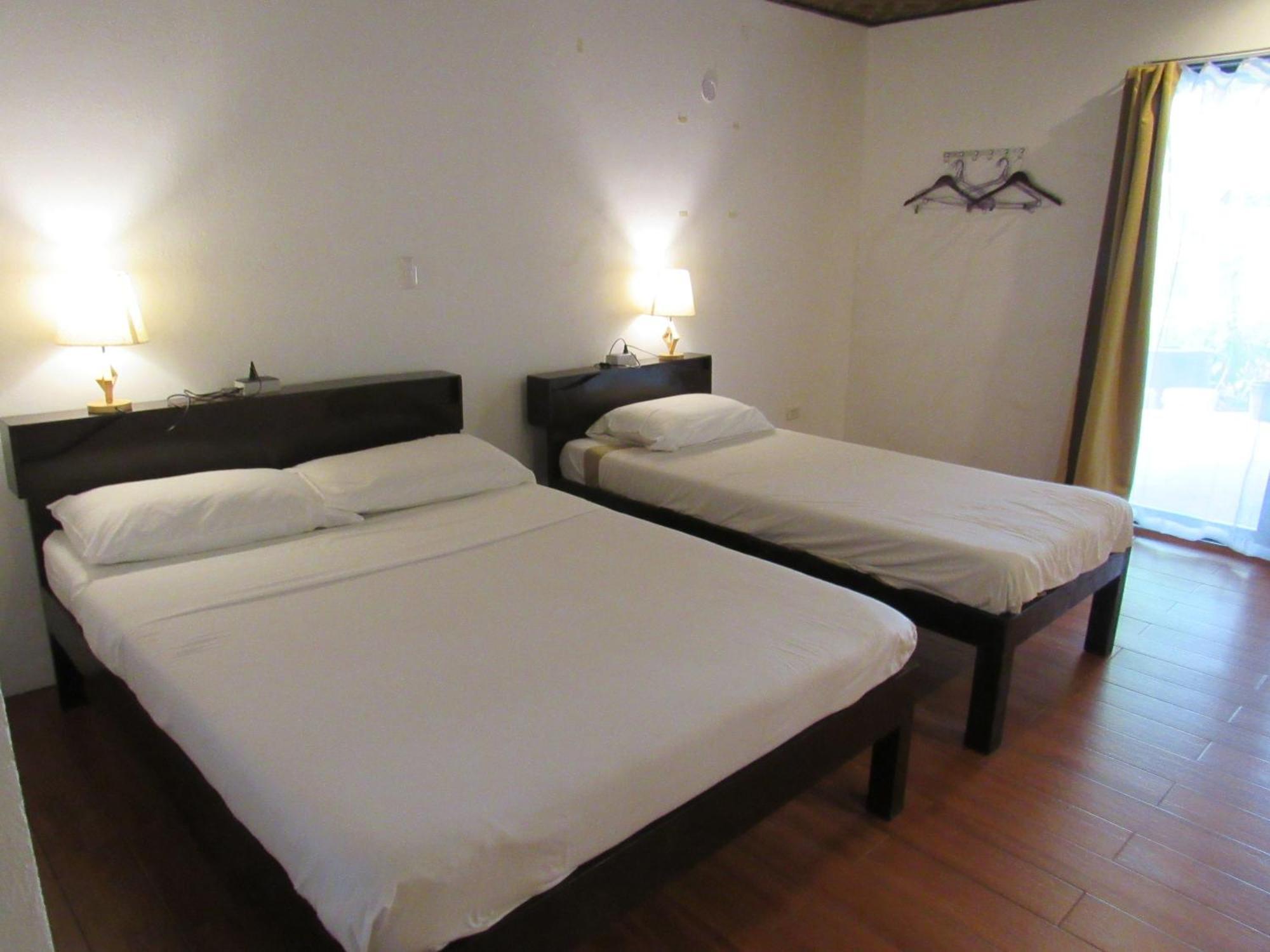 Dacozy Beach Resort Moalboal Habitación foto