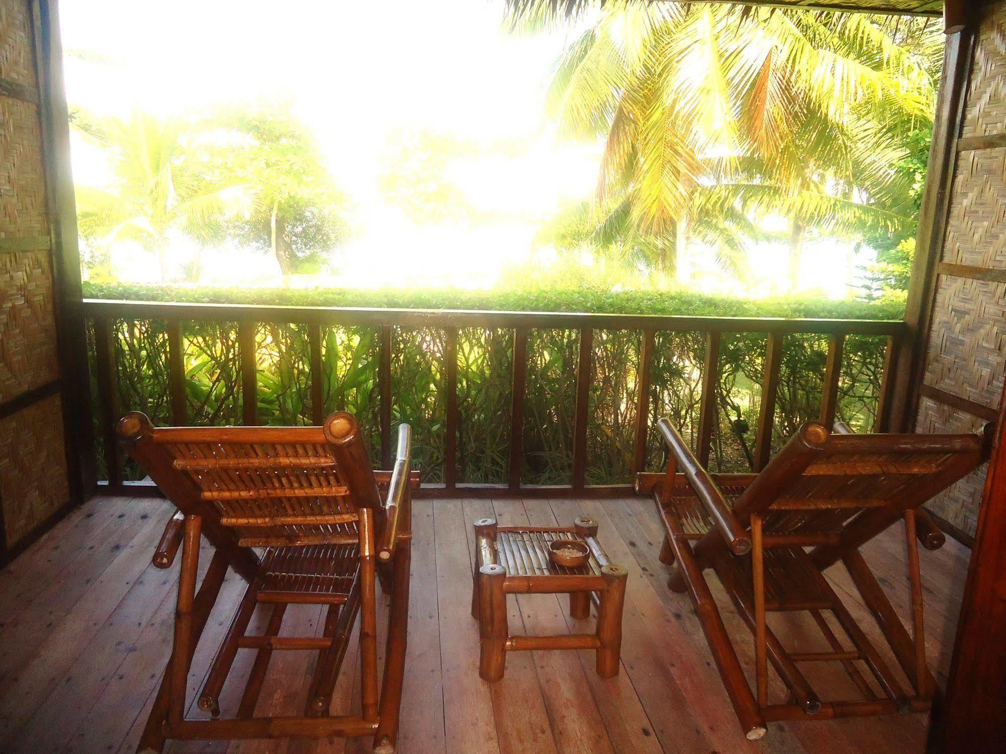 Dacozy Beach Resort Moalboal Exterior foto